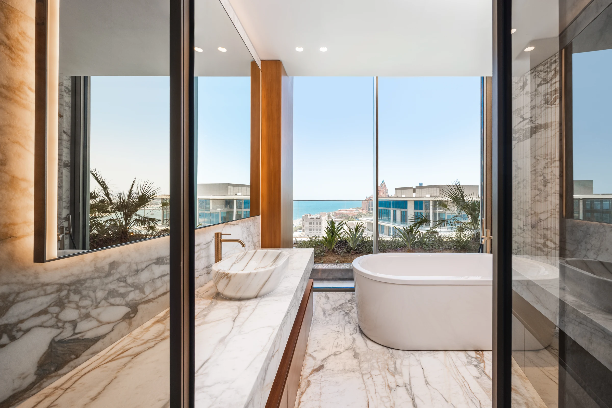 The Reserve principal bathroom